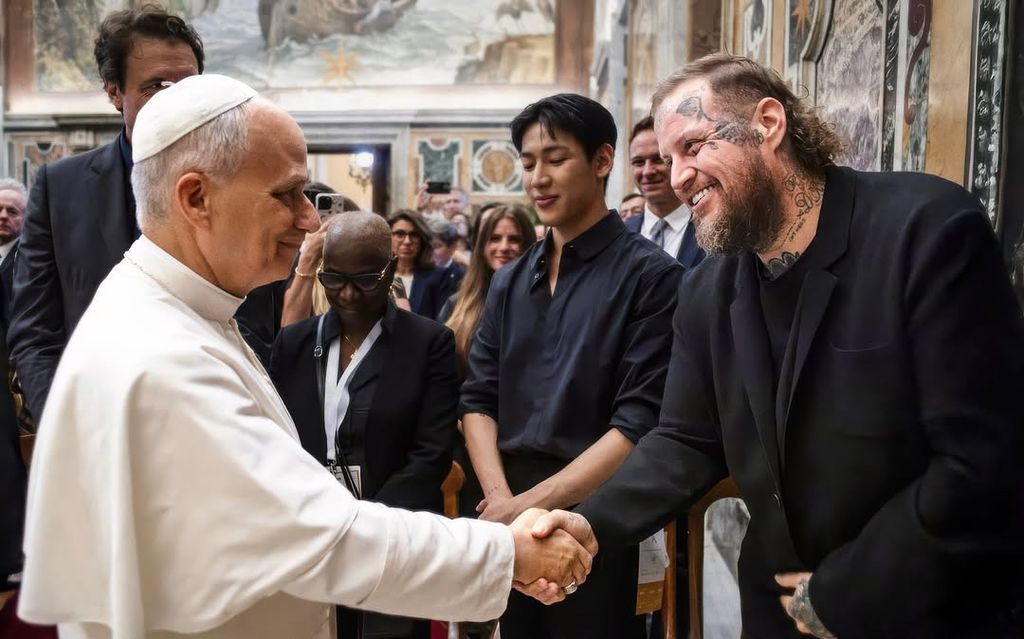 Jelly Roll Pope Leo XIV shaking hands vatican city