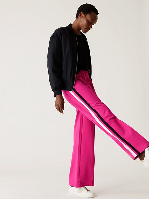 Zara pink wide leg trousers | Pink wide leg trousers, Wide leg pants  outfit, Pink pants outfit