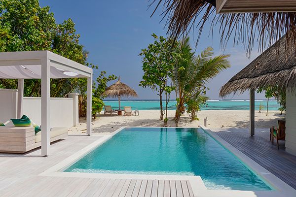 beach villa maldives