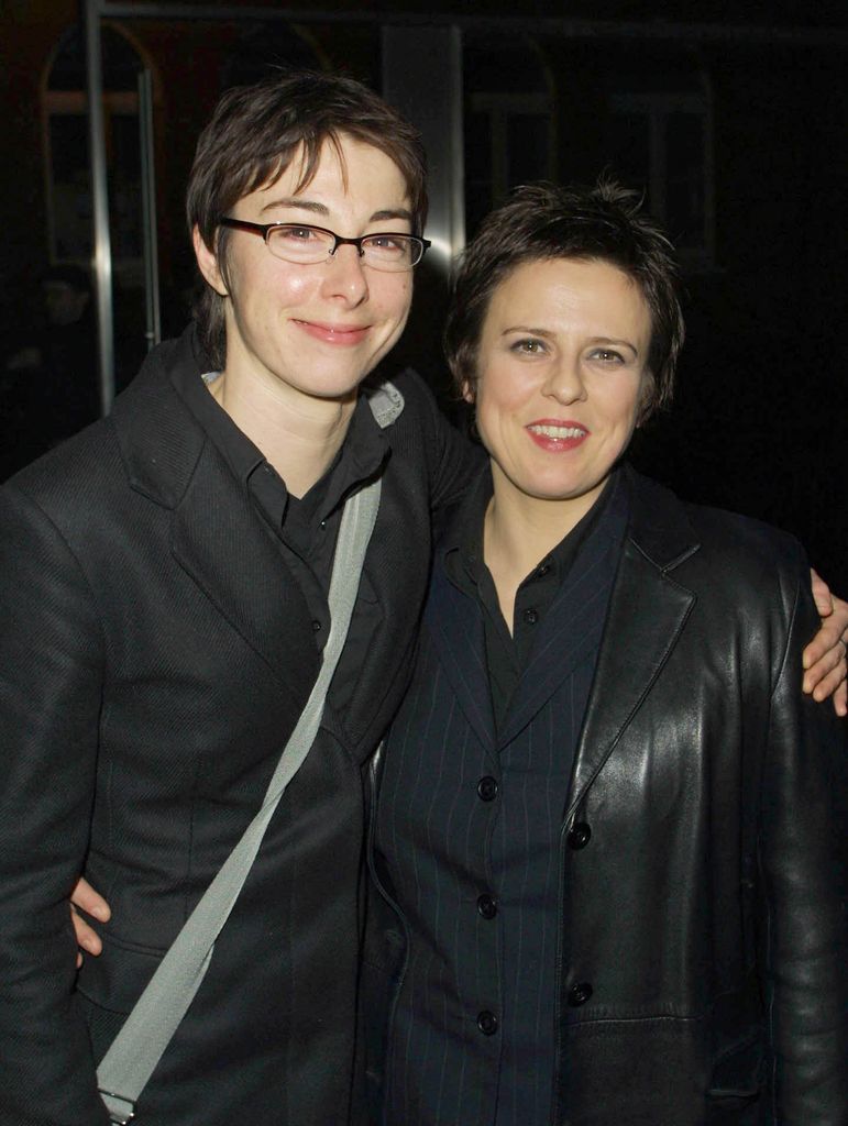 Sue Perkins with her arm around Rhona Cameron