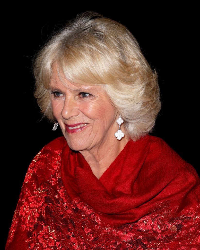 Camilla wearing Van Cleef & Arpels earrings in 2015 at the Man Booker Prize award ceremony 