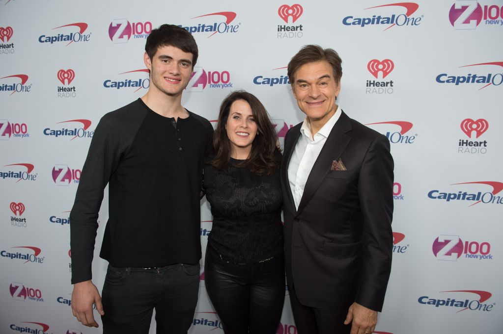 Dr. Oz with his wife Lisa and son Oliver 