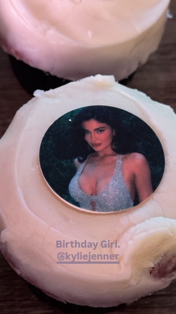 Kylie's face appeared on her birthday cupcakes