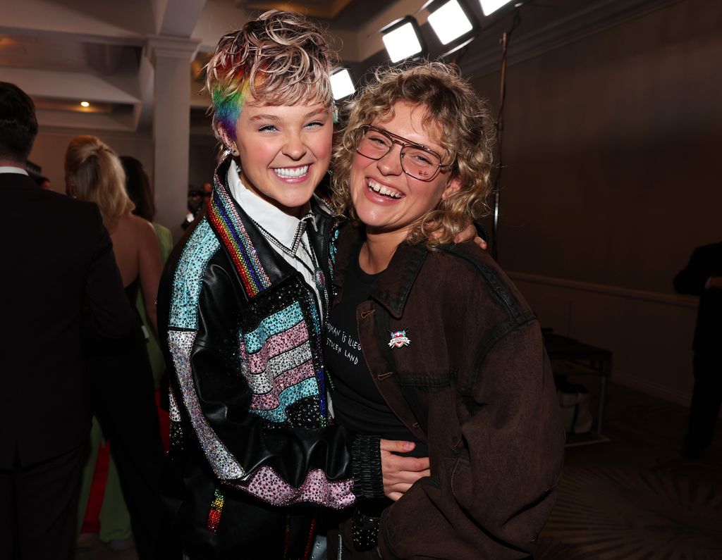 jojo siwa kath ebbs
