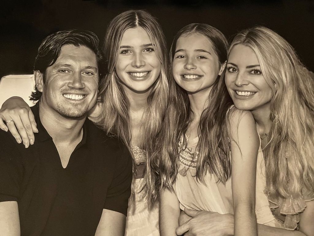 Tess daly with two daughters and vernon