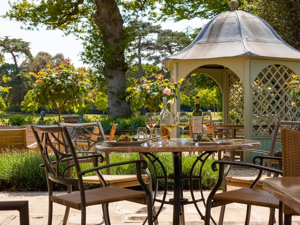 chewton glen restaurants