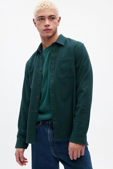 Long Sleeve Shirt in Standard Fit - GAP