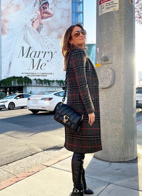 Jennifer Lopez's Coach handbag has a stylish tweak you might have