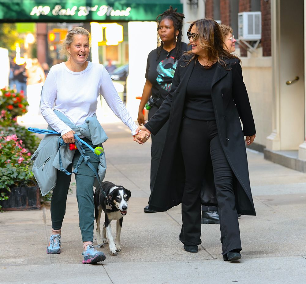 Mariska Hargitay and Ali Wentworth laughing on the set of Law and Order: SVU