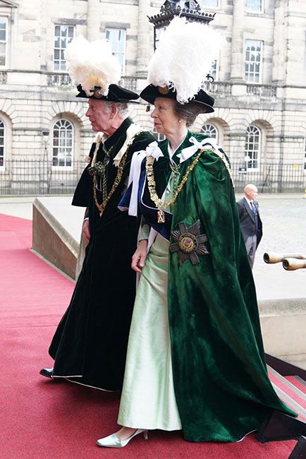 Princess Anne pairs silky gown with flamboyant mantle for special ...