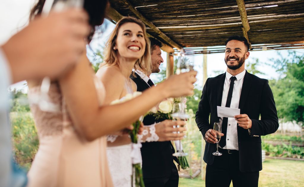 A best man giving his speech at a wedding