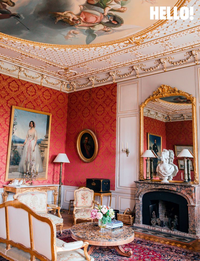 One of the living rooms in Château de Pennautier