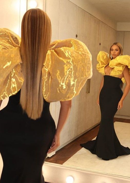 beyonce house dressing room mirror z