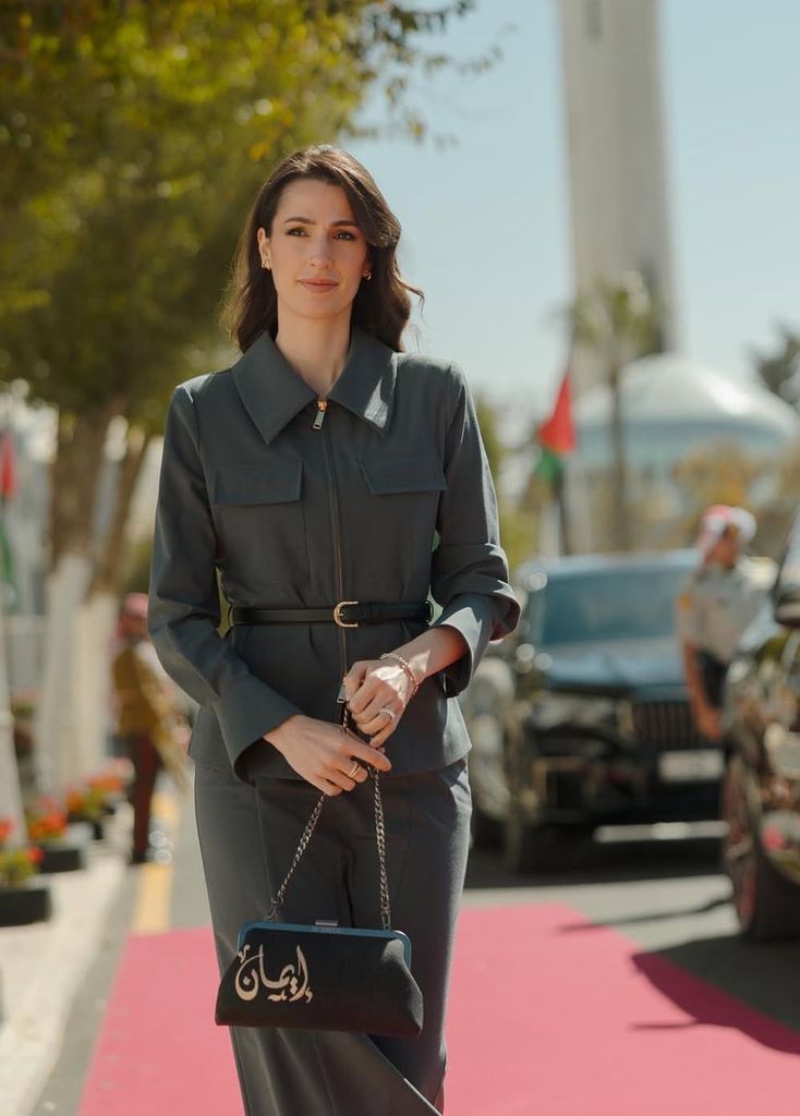 Princess Rajwa stunned in charcoal