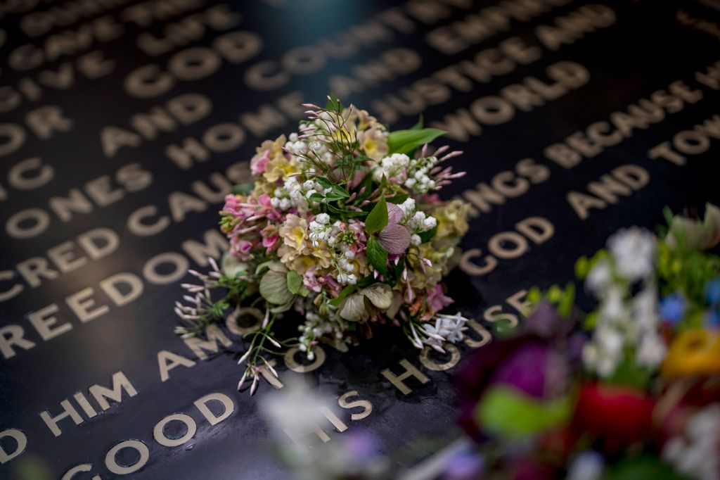 Queen Camilla's coronation bouquet laid at the Grave of the Unknown Warrior
