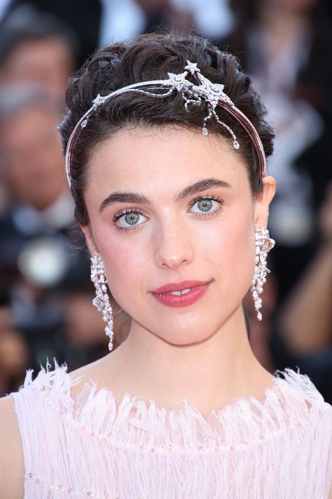 CANNES, FRANCE - MAY 17: Margaret Qualley attends the "Kinds Of Kindness" Red Carpet at the 77th annual Cannes Film Festival at Palais des Festivals on May 17, 2024 in Cannes, France. (Photo by Daniele Venturelli/WireImage)