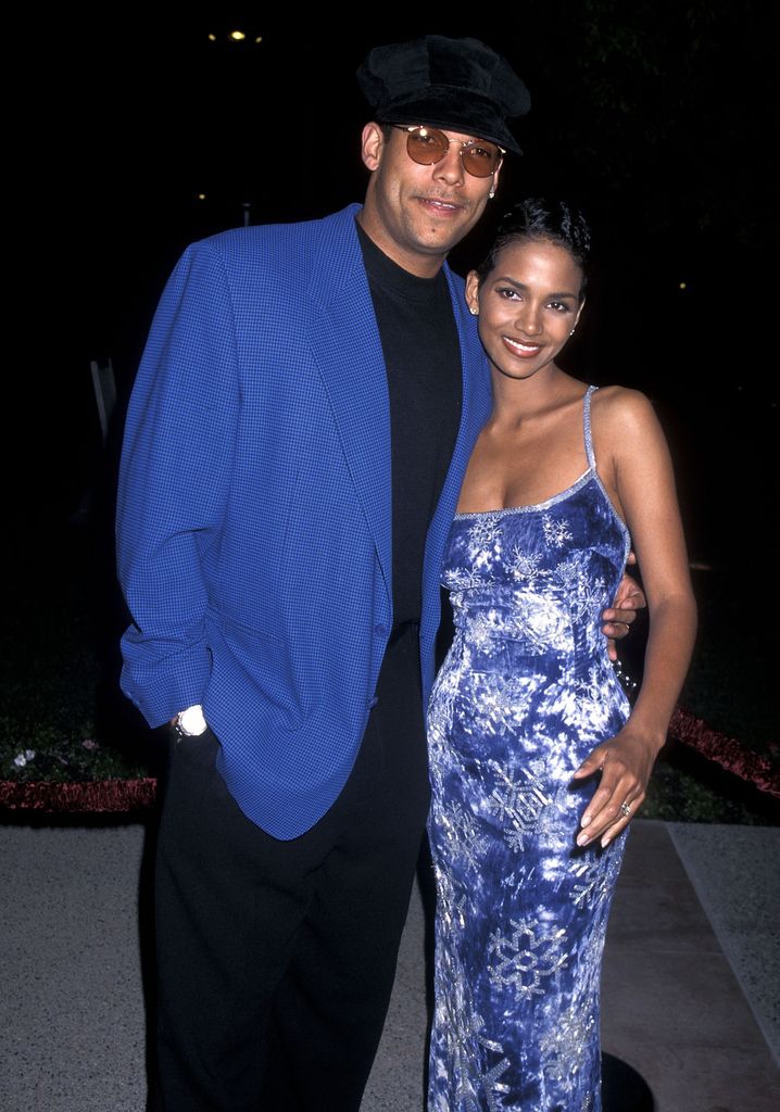 David Justice and actress Halle Berry attend the "Losing Isaiah" Hollywood Premiere on March 15, 1995 at Paramount Studios in Hollywood, California