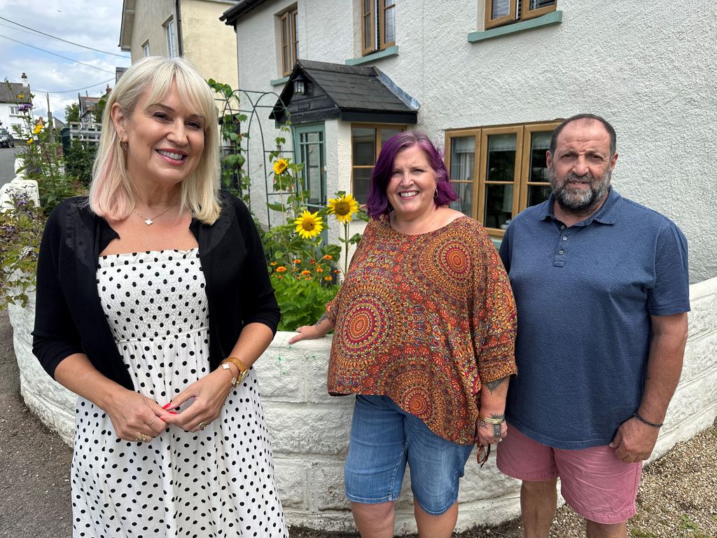 I Escaped to the Country star Nicki Chapman with Contributors