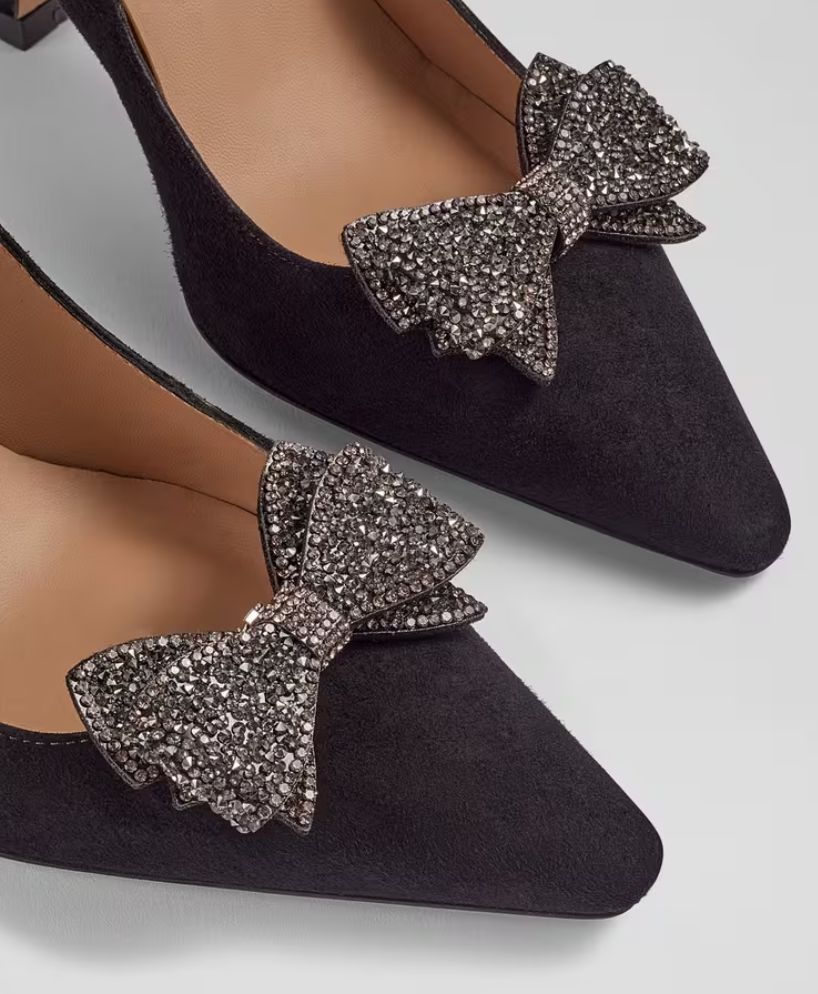 Diamond shoe clips are 'genius' says HELLO!'s Royal Shopper