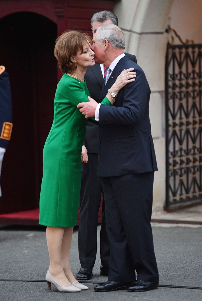Margareta of Romania kissing Charles in 2017