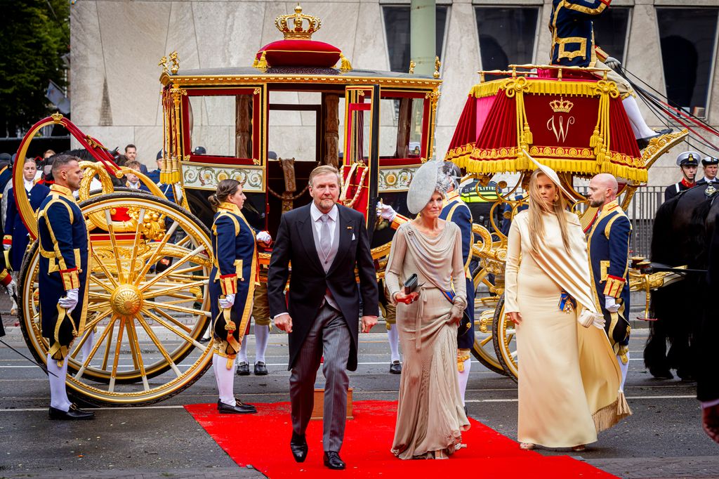 King Willem-Alexander, Queen Maxima and Princess Catharina-Amalia leaving a carriage
