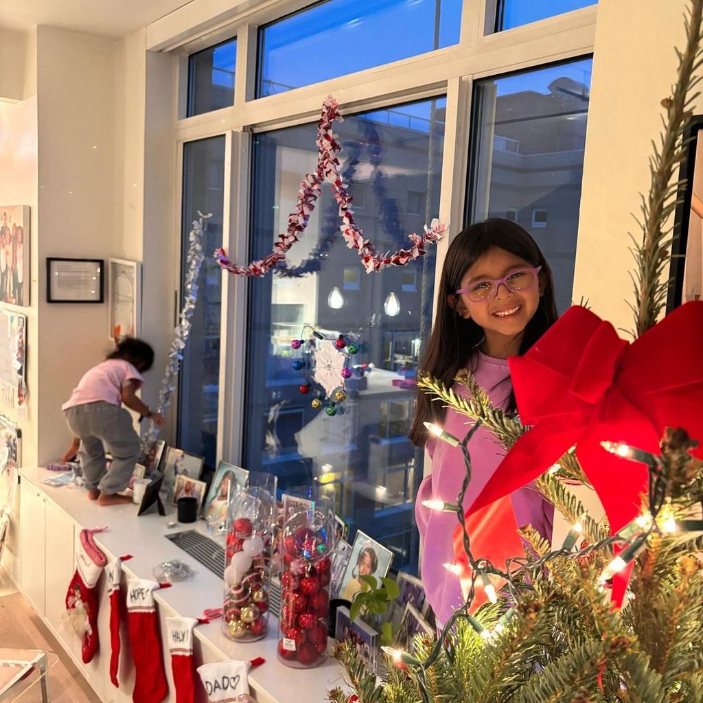 Hoda Kotb shares a glimpse of Christmas decorations inside her Manhattan home with two daughters