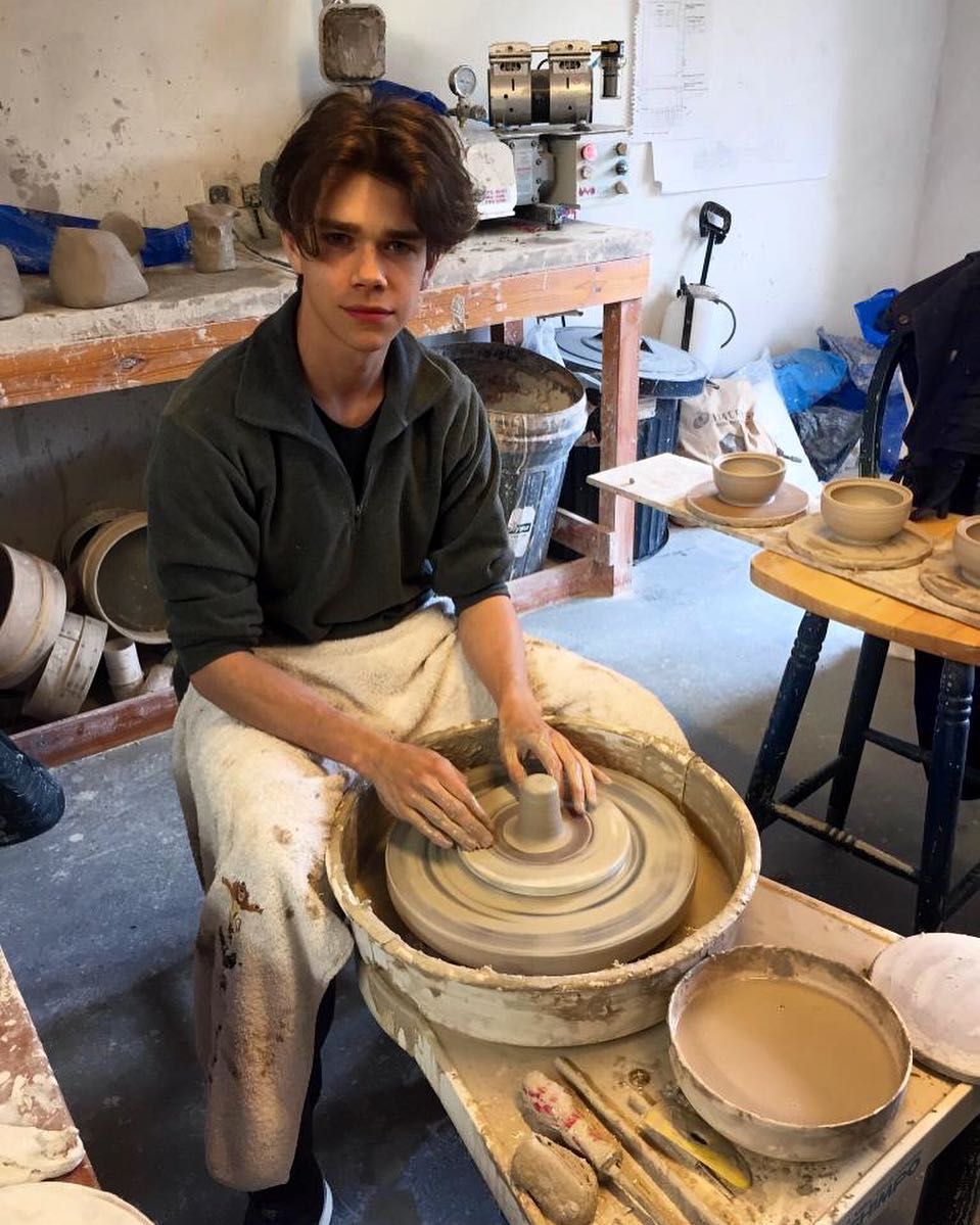 sam chatto making pottery 