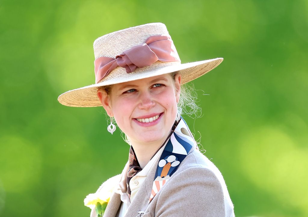 louise windsor smiling 