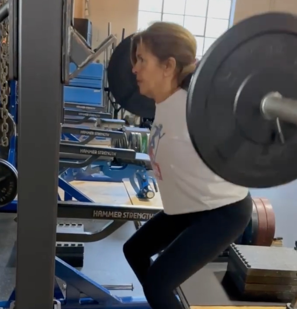 Hoda kotb weightlifting