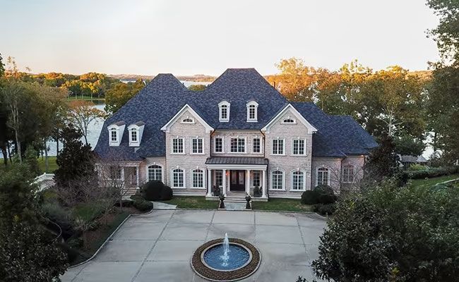 Kelly Clarkson former Tennessee home