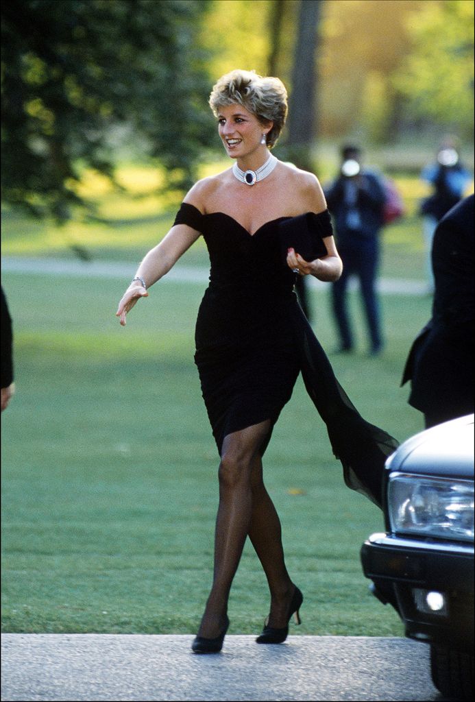 Princess Diana (1961 - 1997) arriving at the Serpentine Gallery, London, in a gown by Christina Stambolian, June 1994. (Photo by Jayne Fincher/Getty Images)