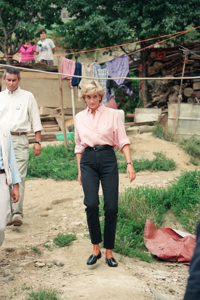 The former Princess of Wales often wore jeans and a shirt