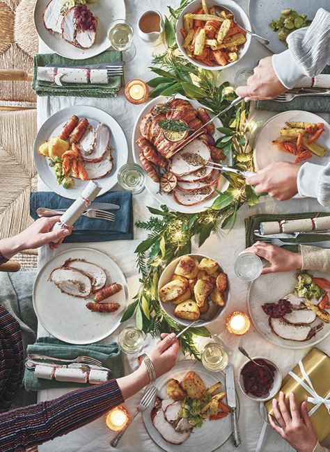 cook christmas bundle delivery