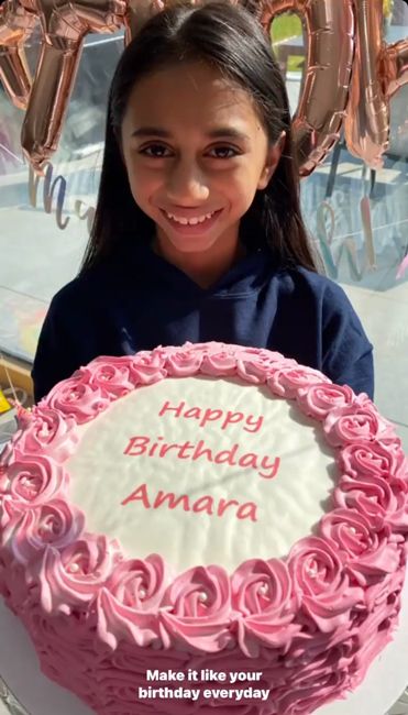 Update more than 133 amara birthday cake super hot - awesomeenglish.edu.vn