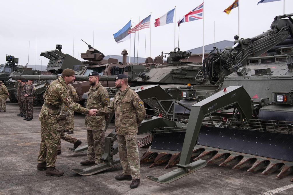 William attends a handover ceremony between the Royal Dragoon Guards and the Mercian Regiment to highlight a transfer of authority at Tapa Camp