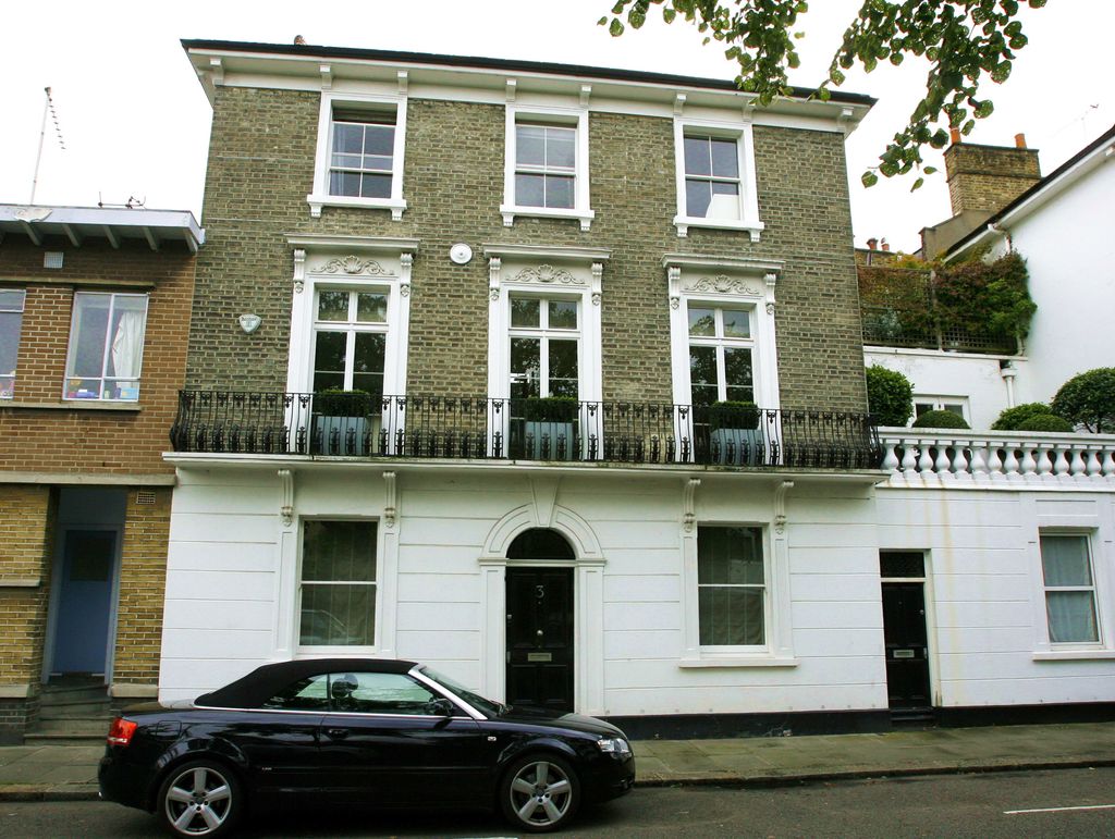 Hugh Grant's house in Fulham 