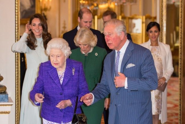 prince charles queen family