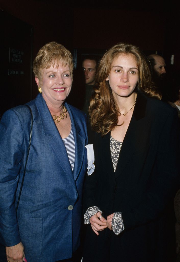 julia roberts and mother betty lou bredemus 