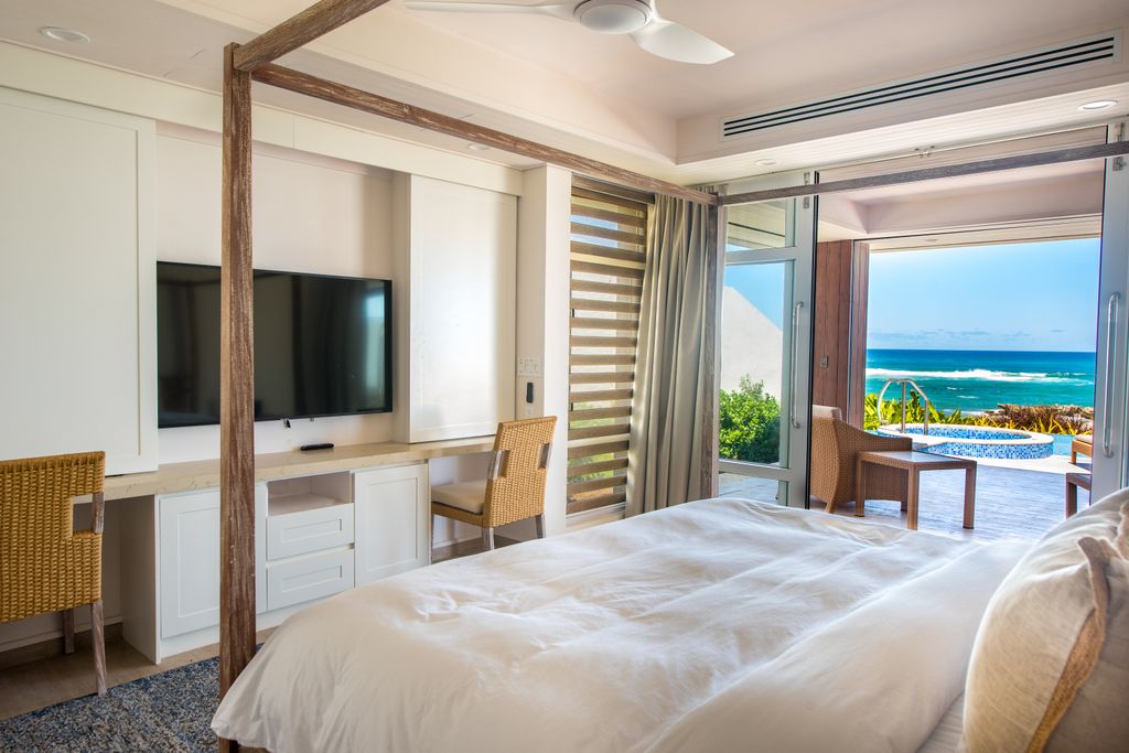 The master bedroom had an incredible sea view