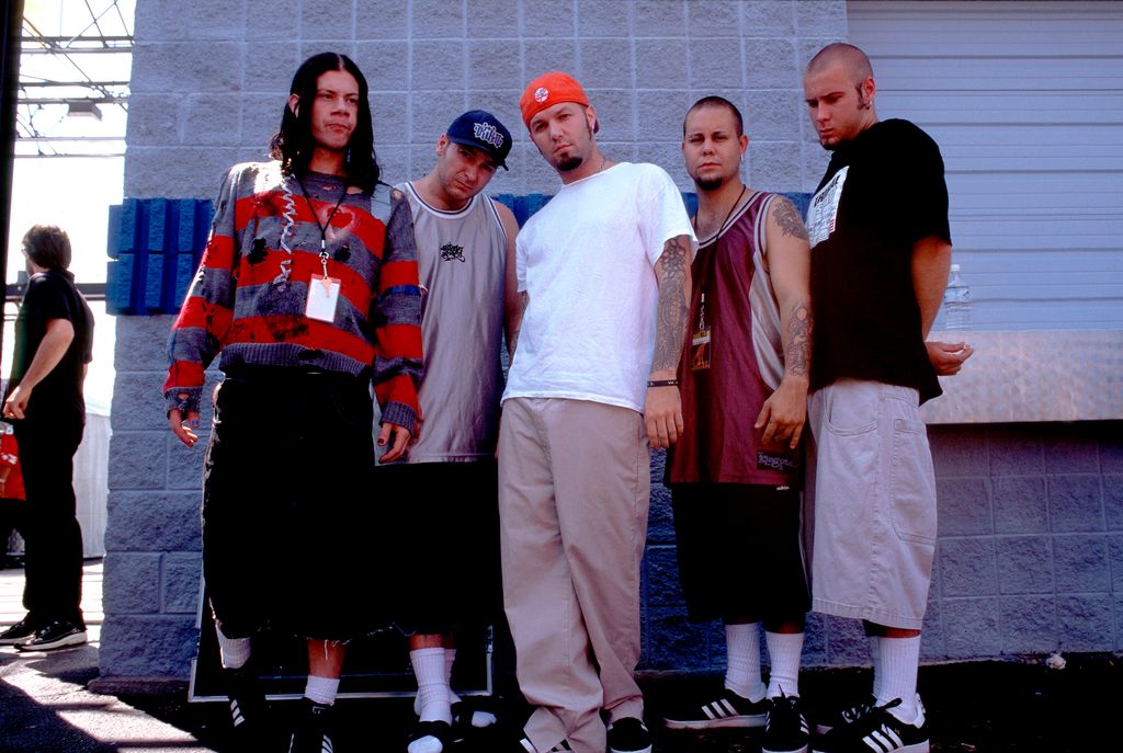 Limp Bizkit pose backstage in 1997. 