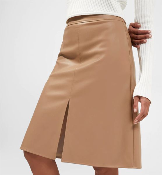 amanda holden leather mini skirt