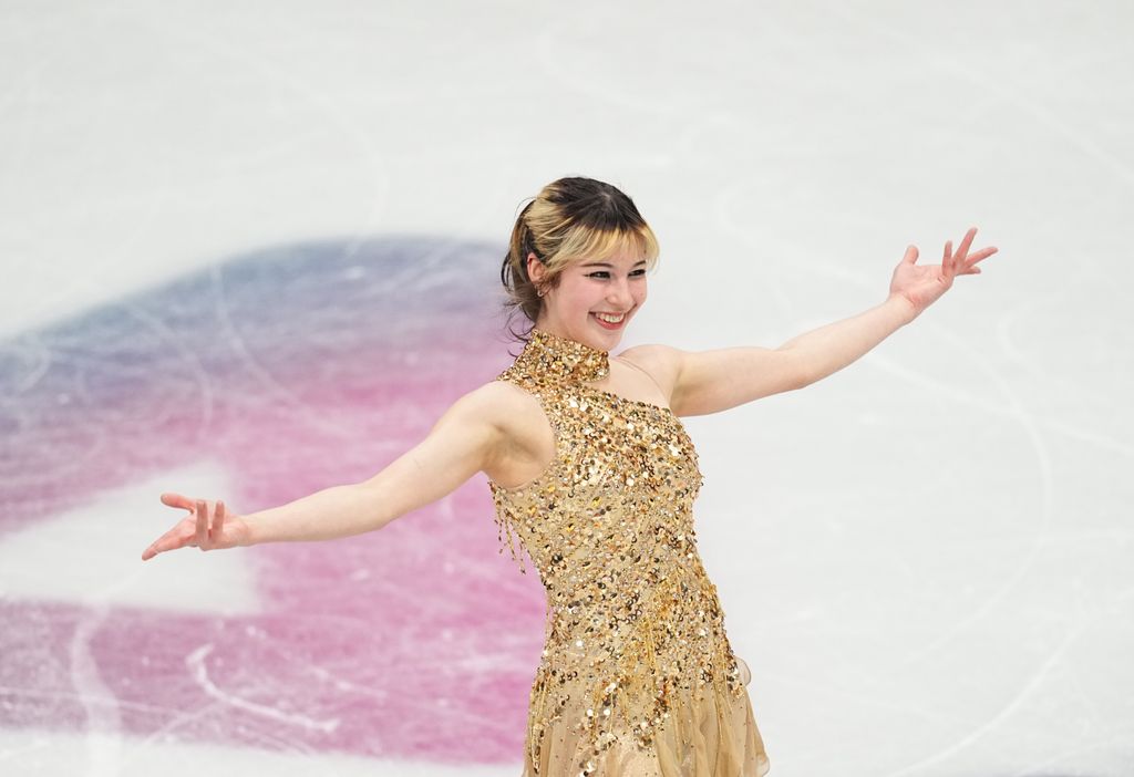 Alysa Liu, tenue dorée, patinage