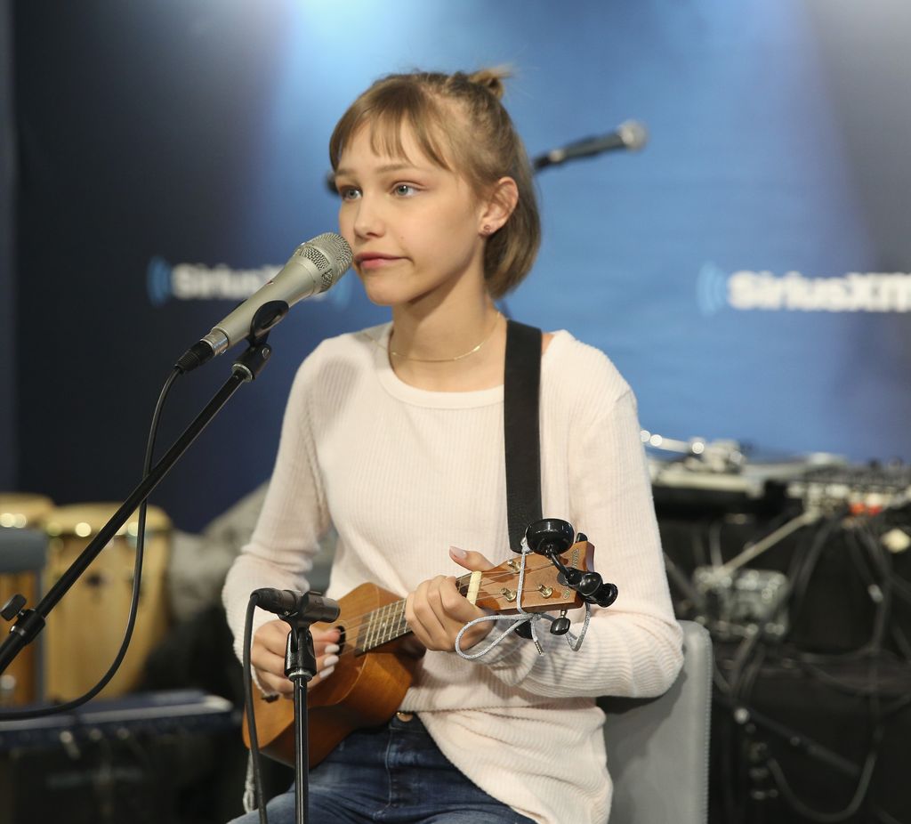 Grace VanderWaal performs in 2017