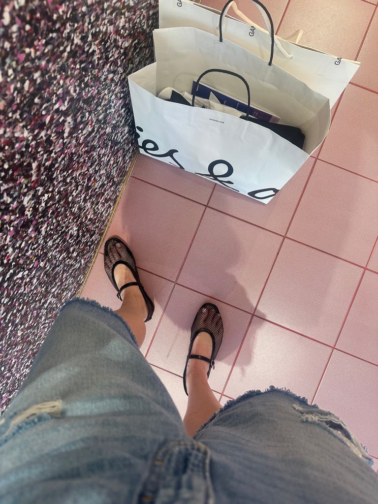 Tess wearing Alaïa dupes