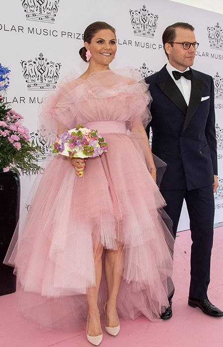 Kate Middleton news: Duchess of Cambridge wears Gucci dress and Kiki  McDonough earrings | Express.co.uk