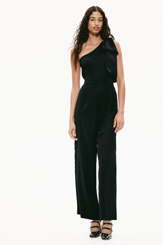 h and m black one shoulder jumpsuit 