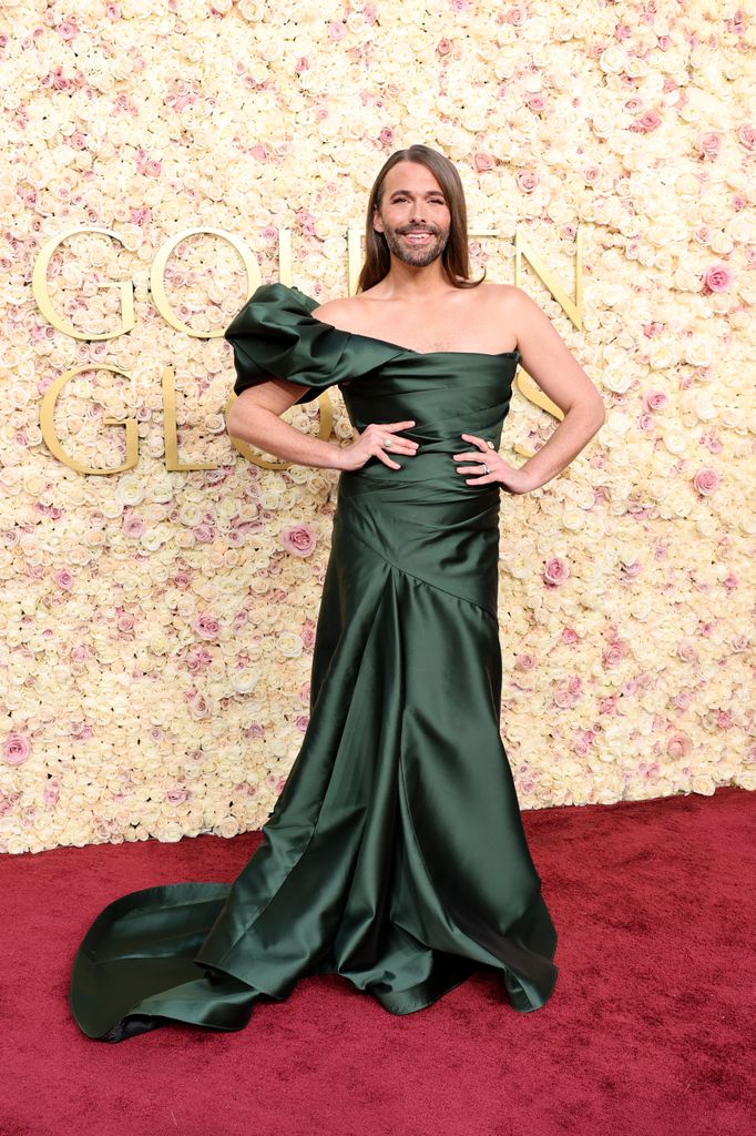  Jonathan Van Ness attends the 82nd Annual Golden Globe Awards at The Beverly Hilton on January 05, 2025 in Beverly Hills, California