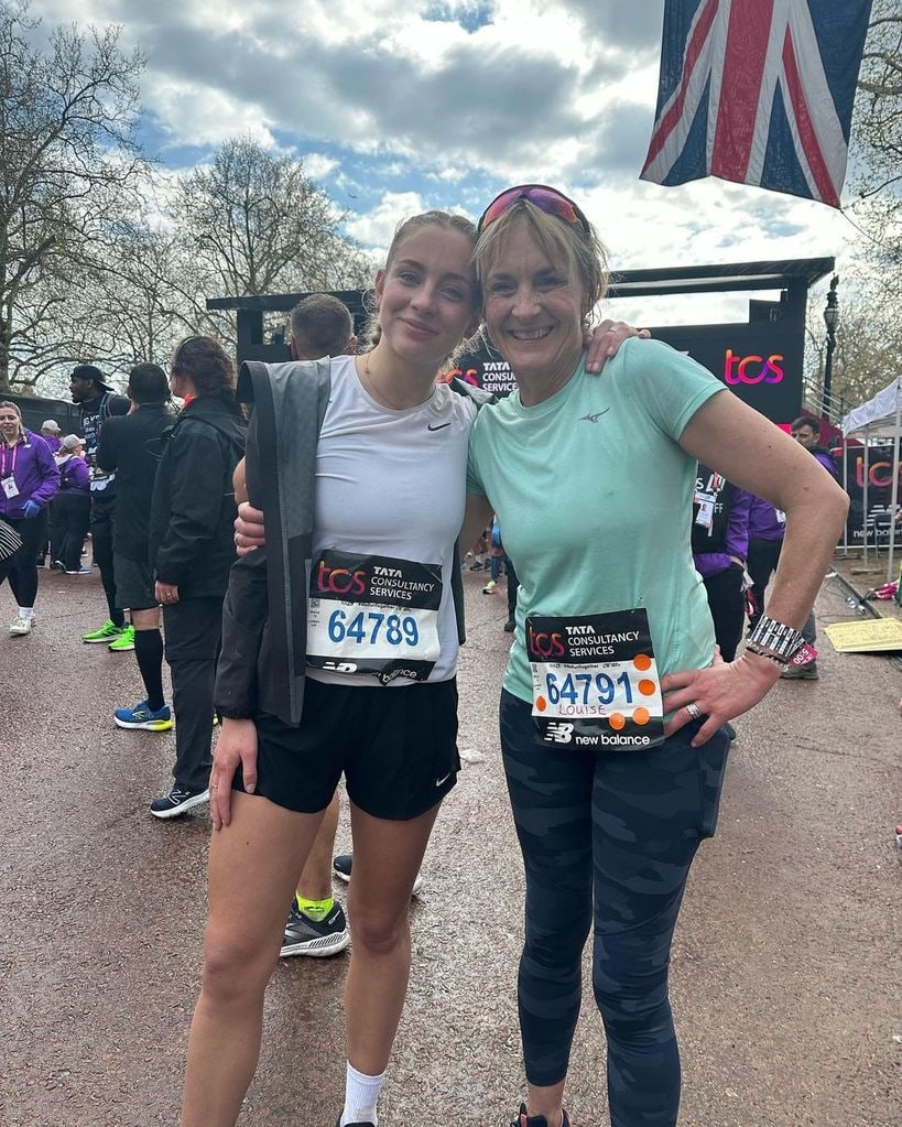 Louise Minchin and her daughter Mia after running the London marathon