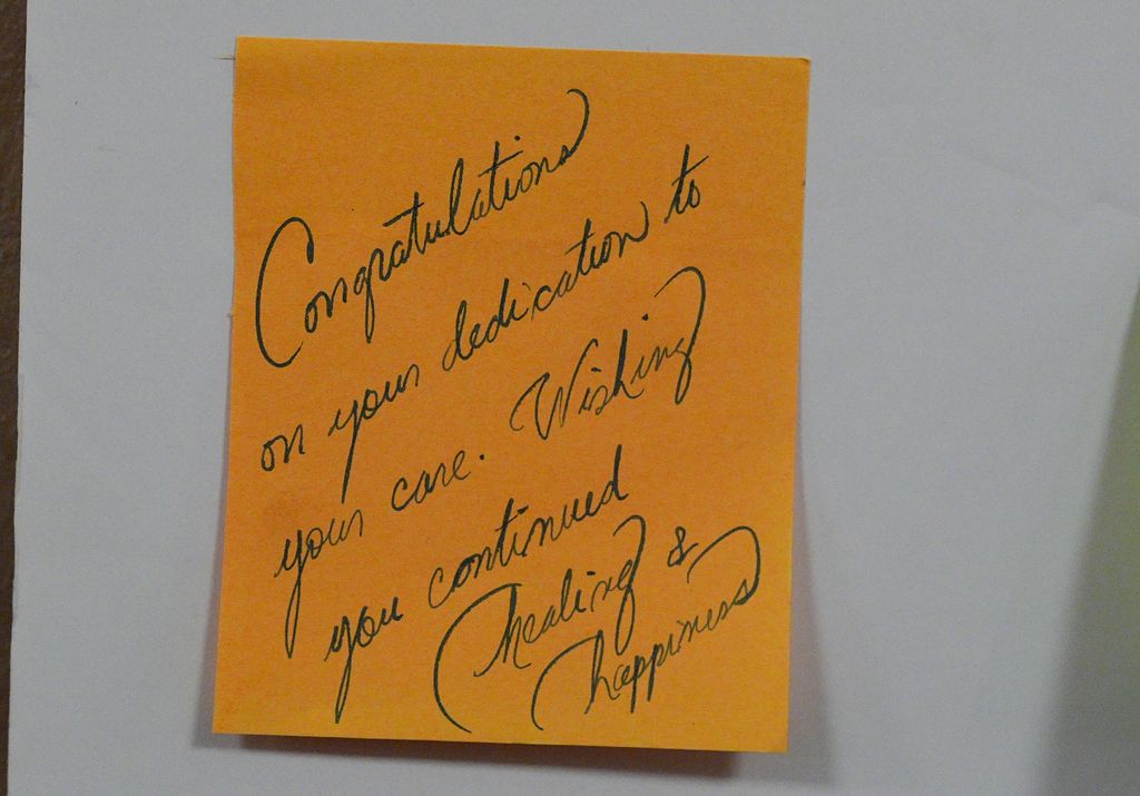 Les notes manuscrites de Meghan Markle et du prince Harry prouvent qu'ils sont « des personnes très différentes », selon le graphologue 3 Un message de soutien a été rédigé par la duchesse de Sussex lors d'une visite au Centre national de réadaptation des toxicomanes