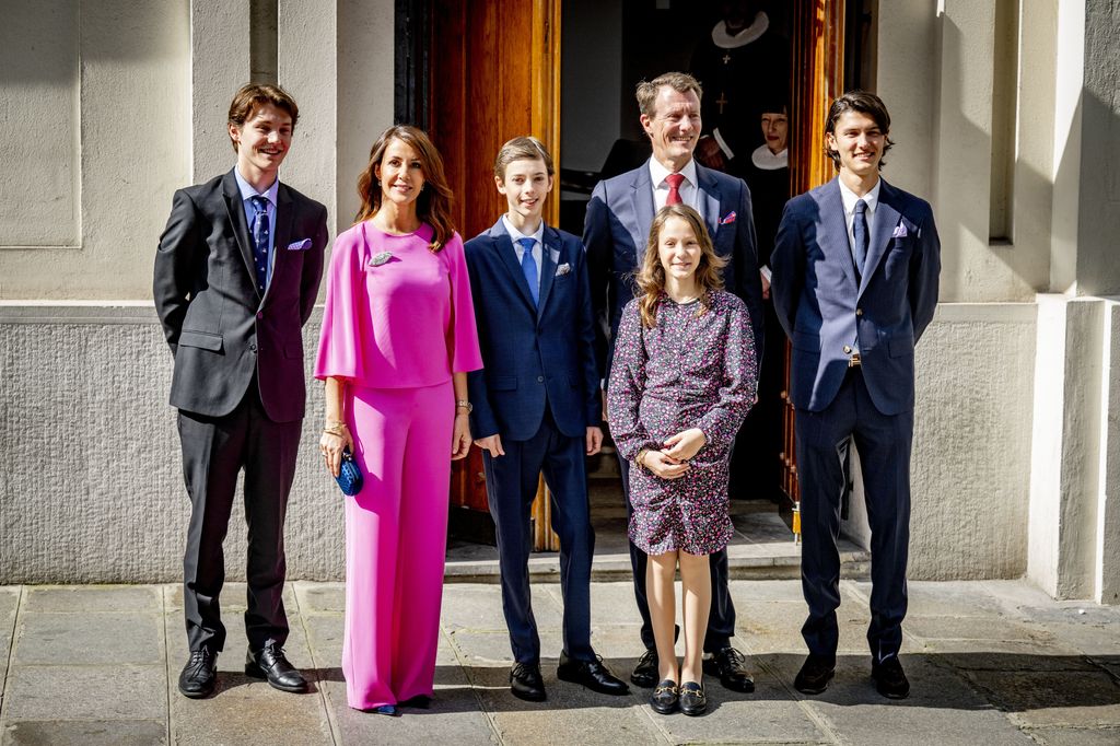 Crown Princess Mary reunites with Princess Marie in Paris - see photos ...